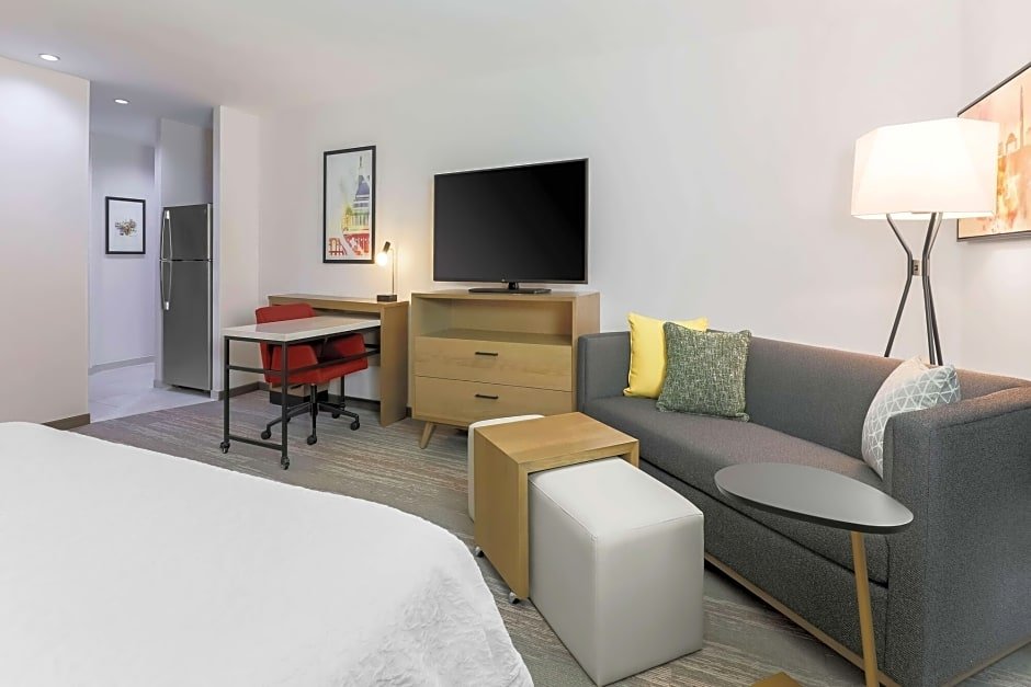 Фото Hampton Inn Silver Spring