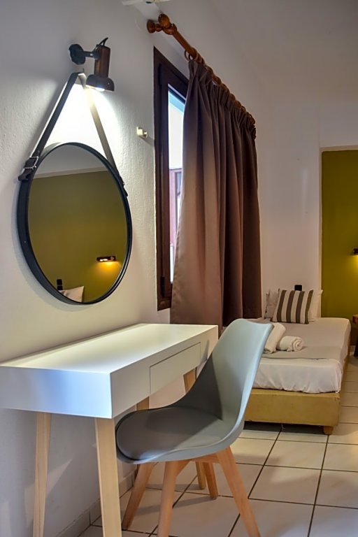 Фото Iraklis Studios & Apartments