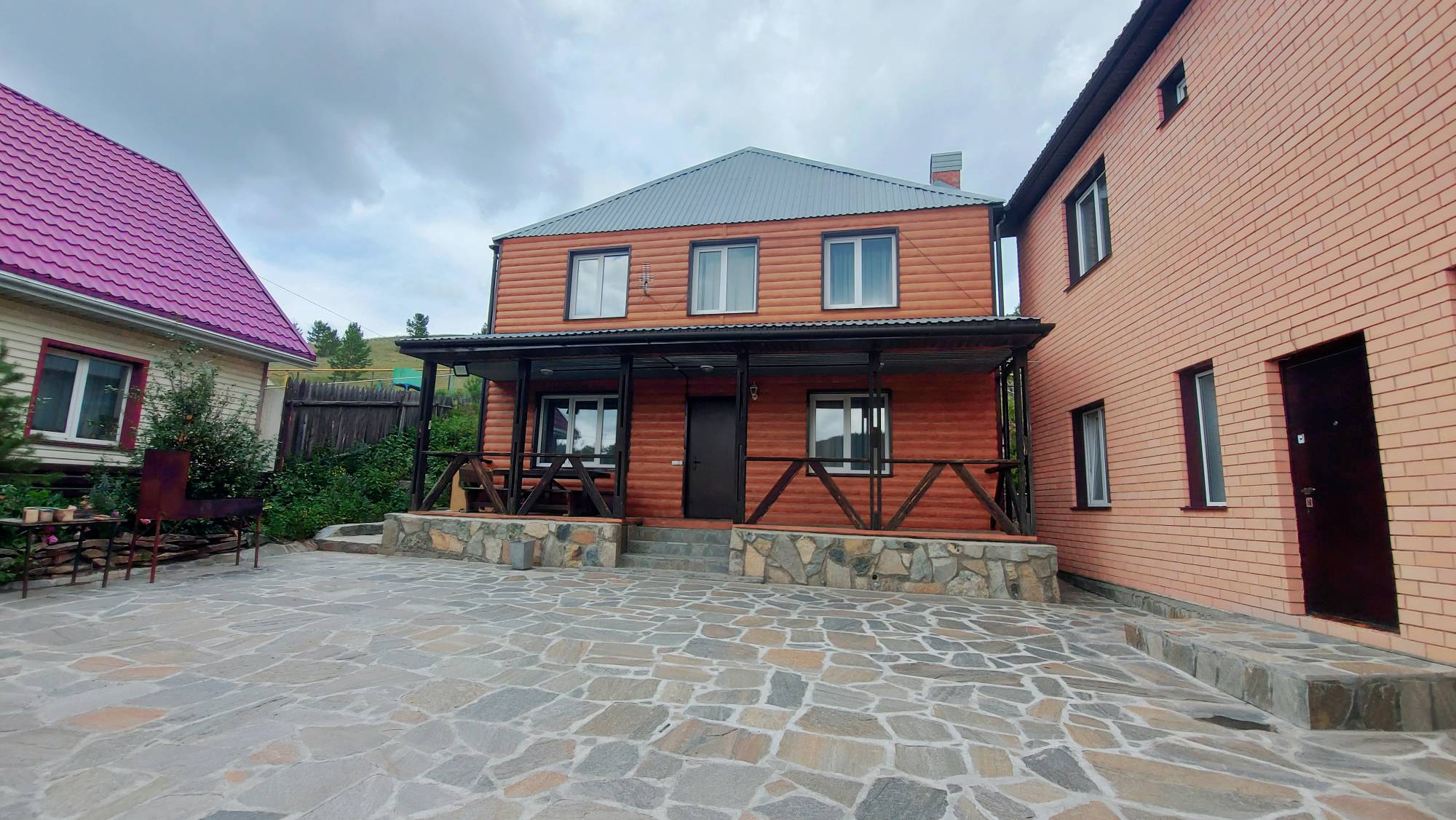 Фото отеля 1