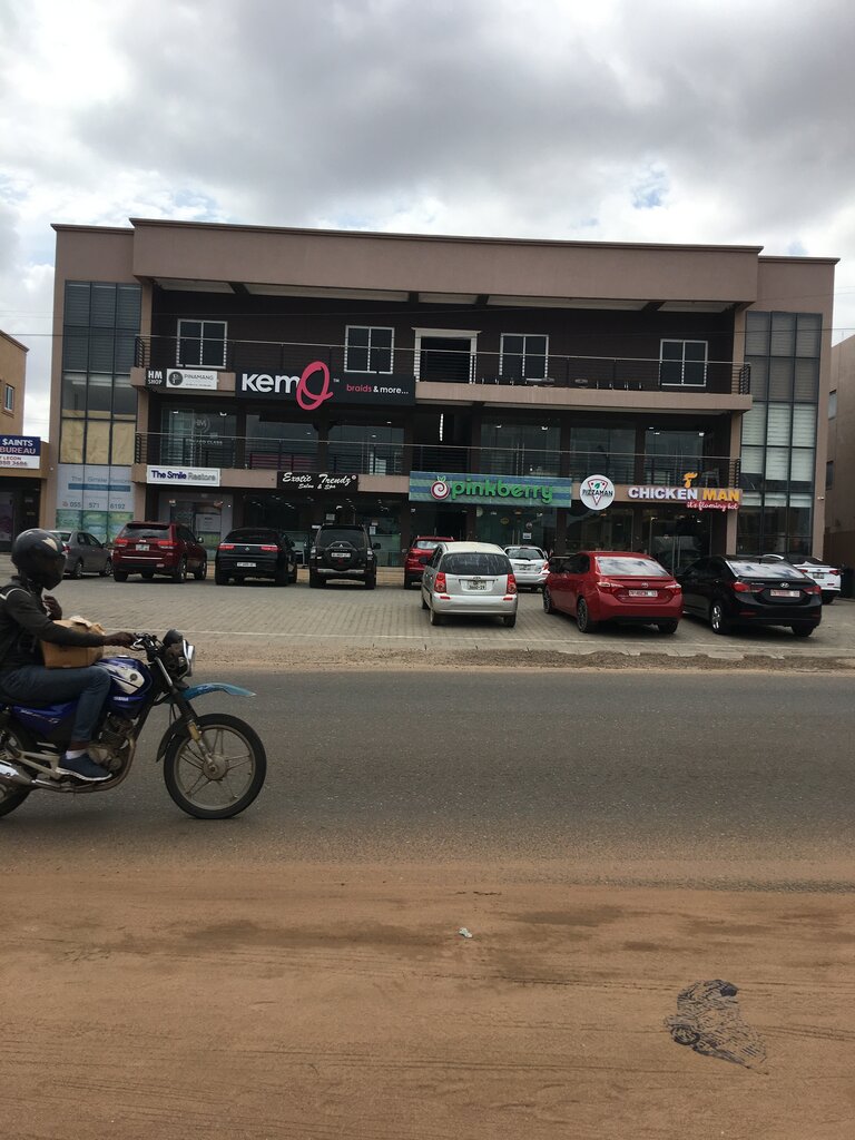 Dental clinic The Smile Restore Clinic, Accra, photo