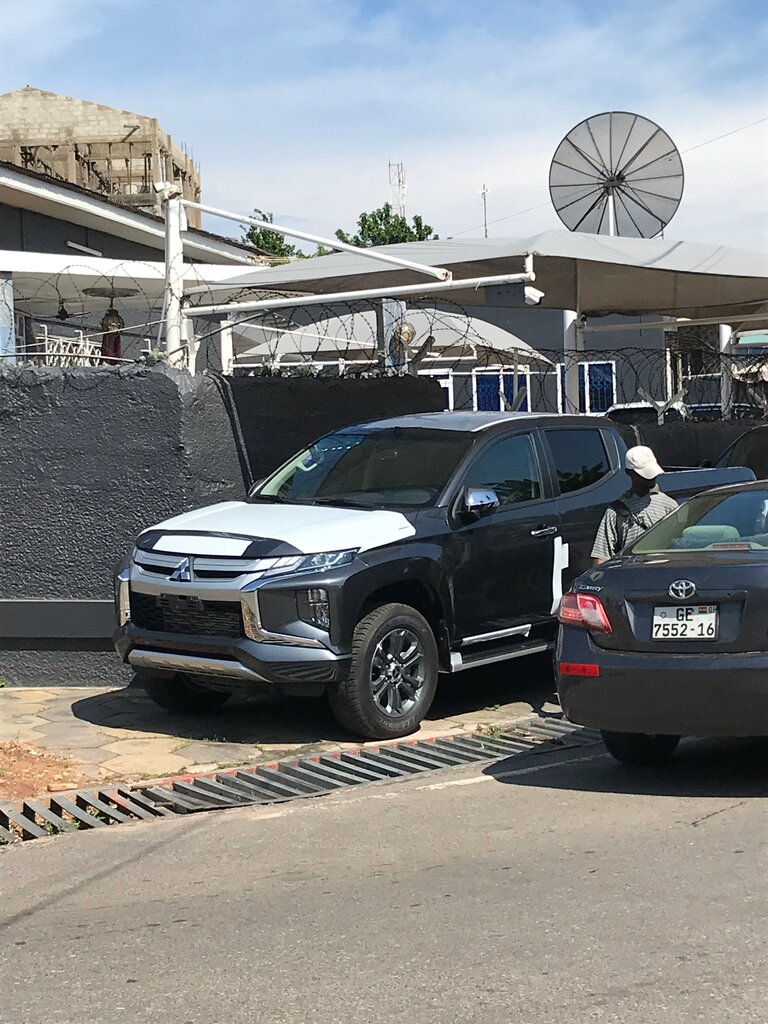 Car dealership Briano Motors, Accra, photo