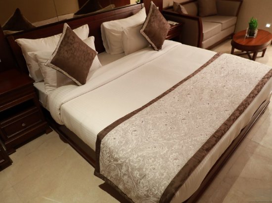 Фото Hotel Golden Tower