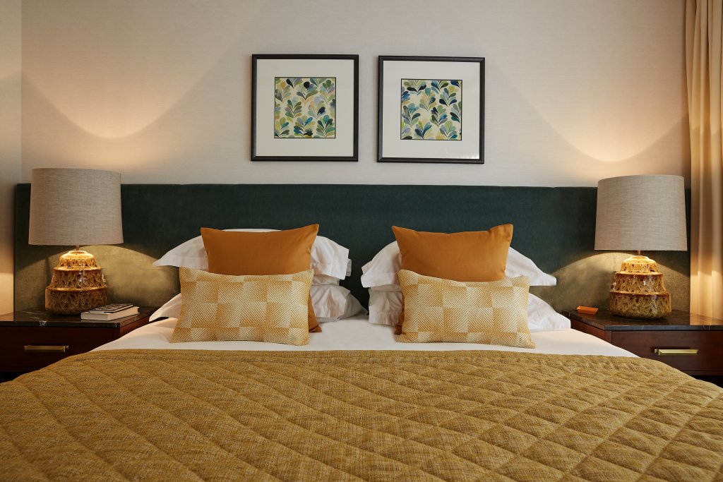 Фото Cheval Gloucester Park