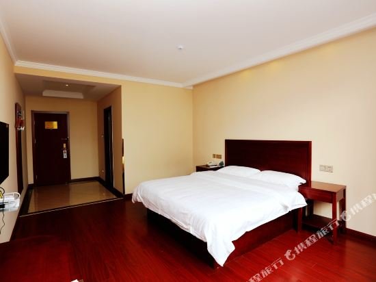 Фото GreenTree Inn NanJing Lukou KongGang General Avenue Express Hotel