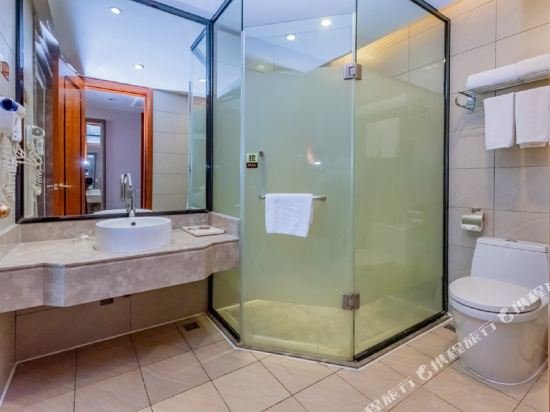 Фото Vienna Hotel Dongguan Tangxia Binfen Plaza