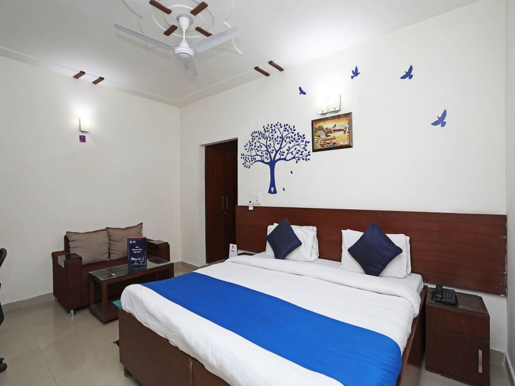 Фото Oyo 2482 K V Complex