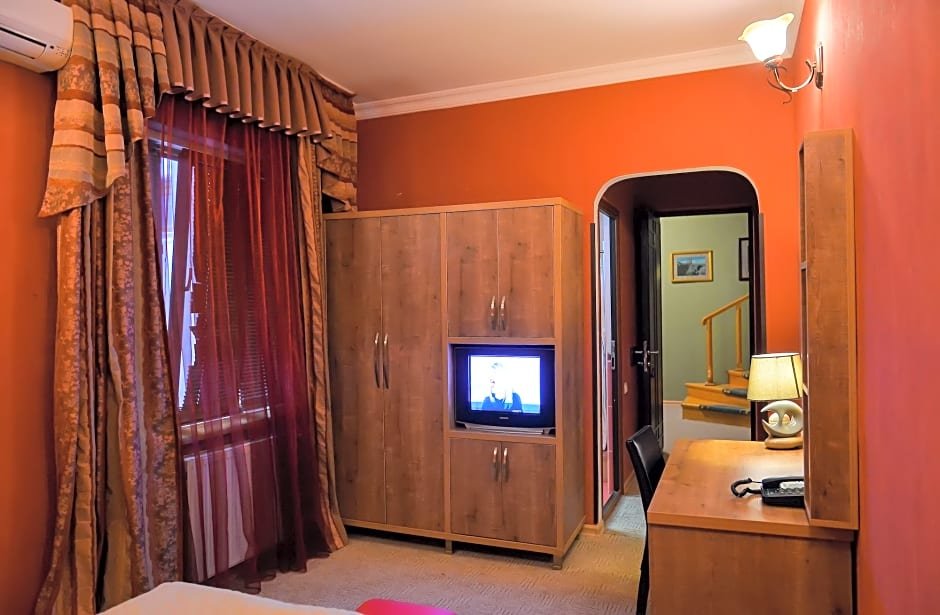 Фото Hotel Old Town