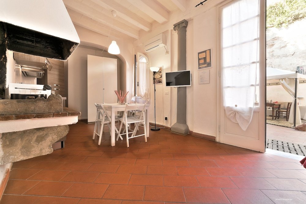 Фото Wine Apartments Florence Trebbiano