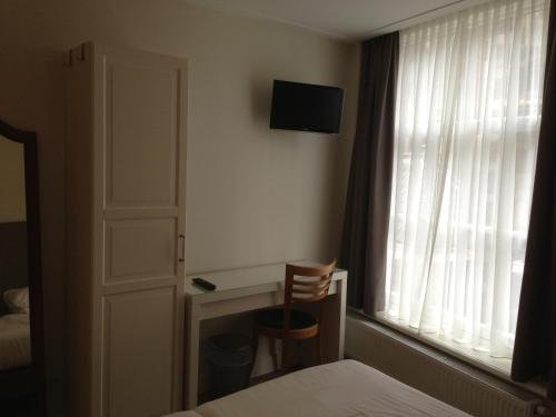 Фото Hotel Corner House