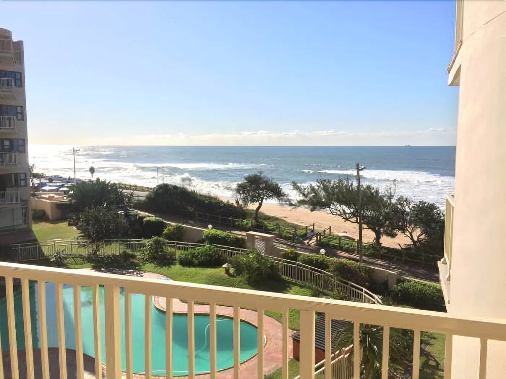 Фото Umdloti Cabanas