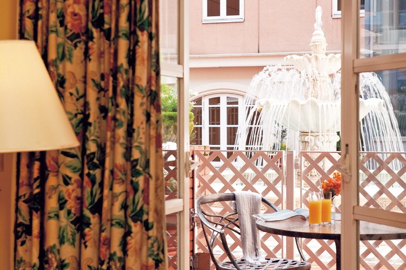 Фото Namba Oriental Hotel