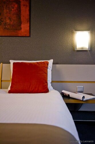 Внешний вид отеля Hotel Zuid в Генке, фото 5