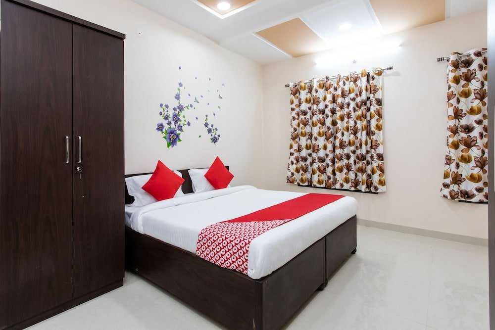 Фото Oyo 26905 Hotel Aalishan