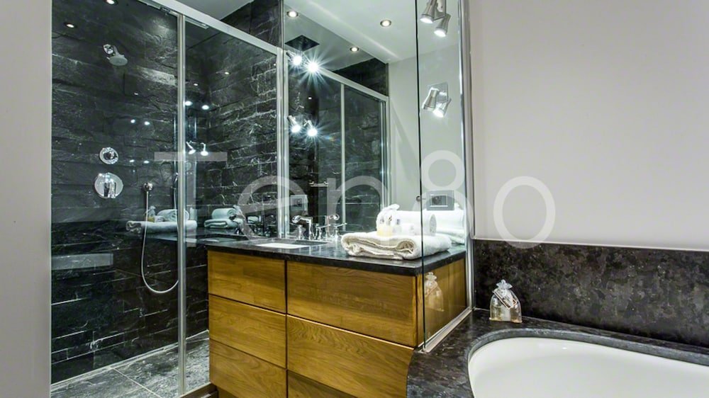 Фото Residence Majestic