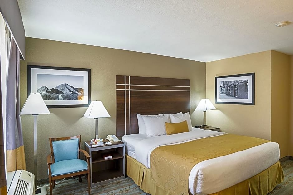 Фото Quality Inn Phoenix North I-17