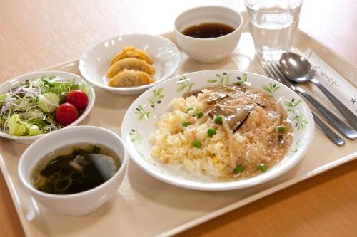 Фото Ymca International Youth Center Tozanso