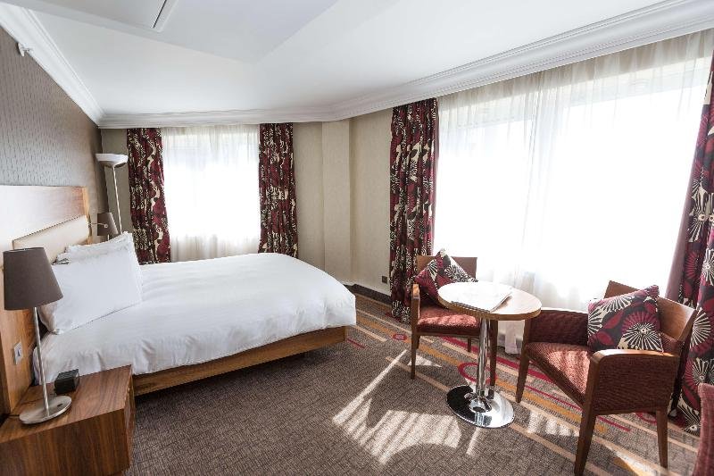 Фото Hilton London Olympia