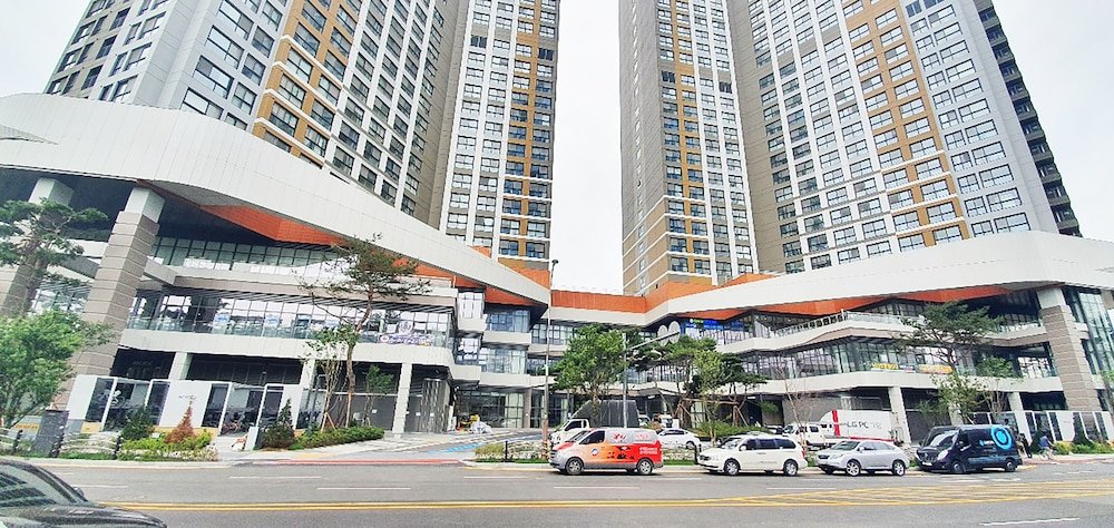 Фото The November Stay in Landmark