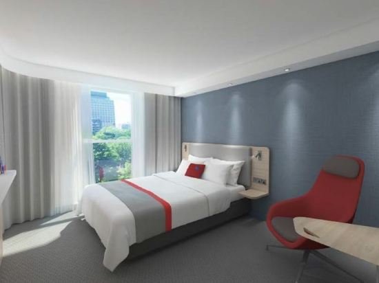 Фото Holiday Inn Express Amsterdam - City Hall, an Ihg Hotel