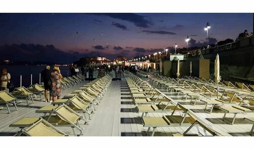 Гостиница B&b Pozzuoli 100% в Поццуоли