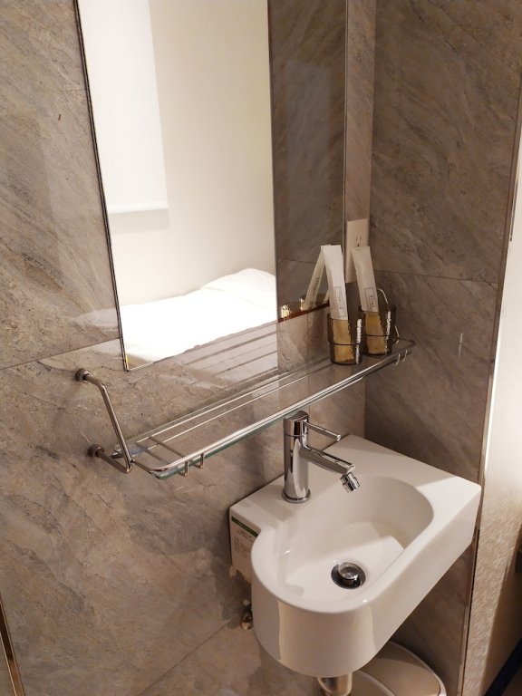 Фото Red 13 apartment