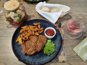 Mrs Hudson's Pub (Shadrinsk, Fevralskaya ulitsa, 105), cafe