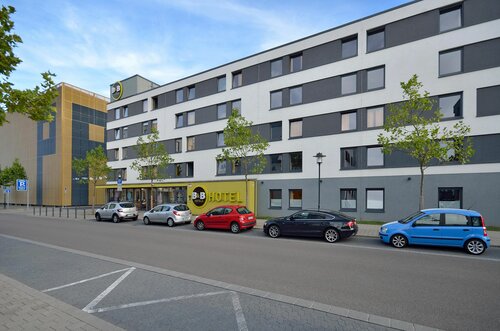 Внешний вид отеля B&b Hotel Saarbrücken-Hbf в Саарбрюкене, фото 2
