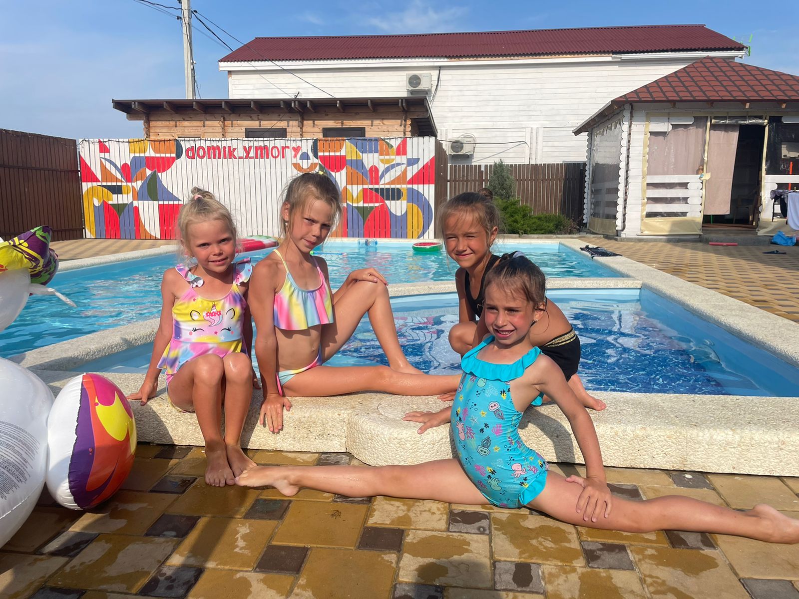 Фото Домик у моря