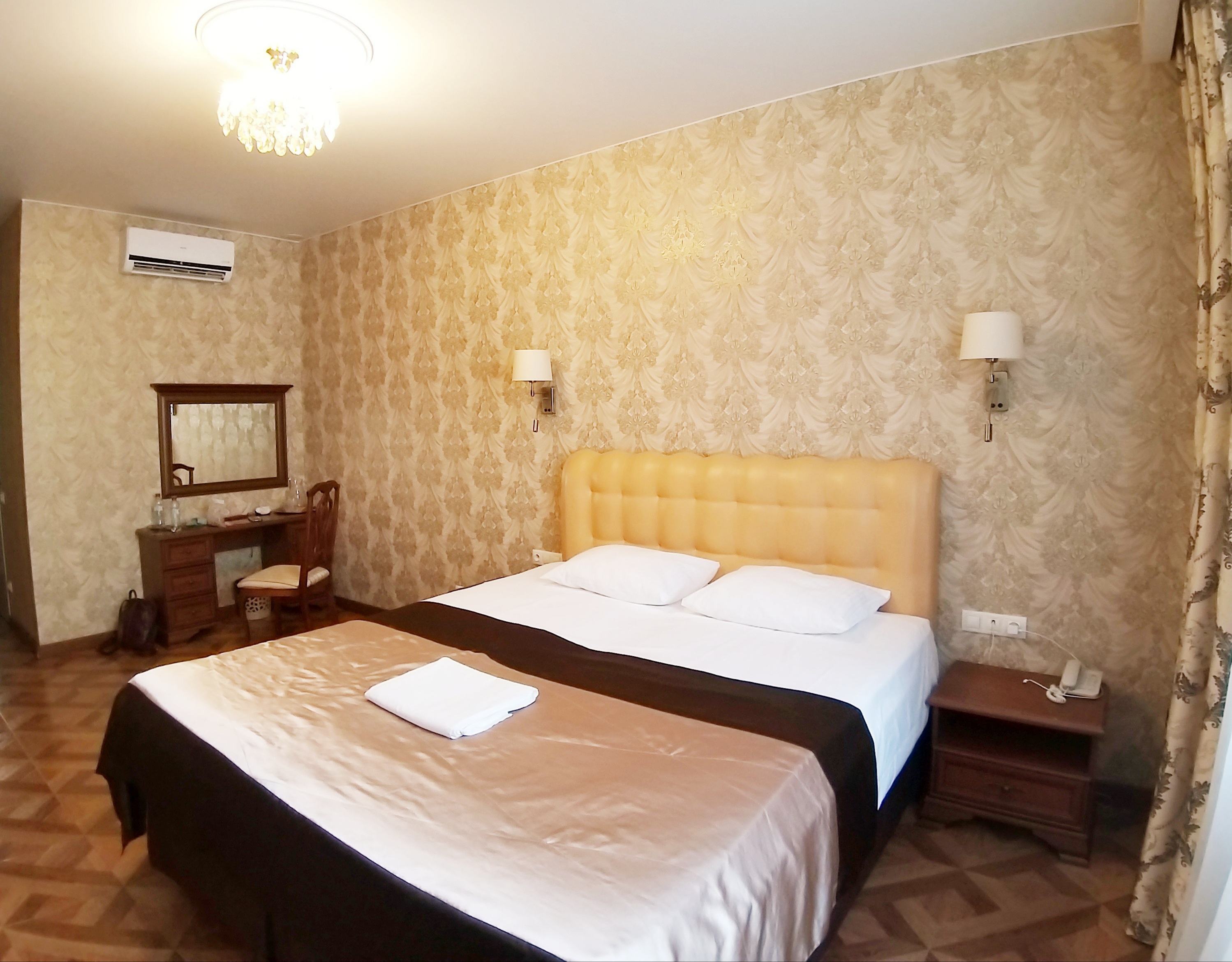 Фото Реверанс