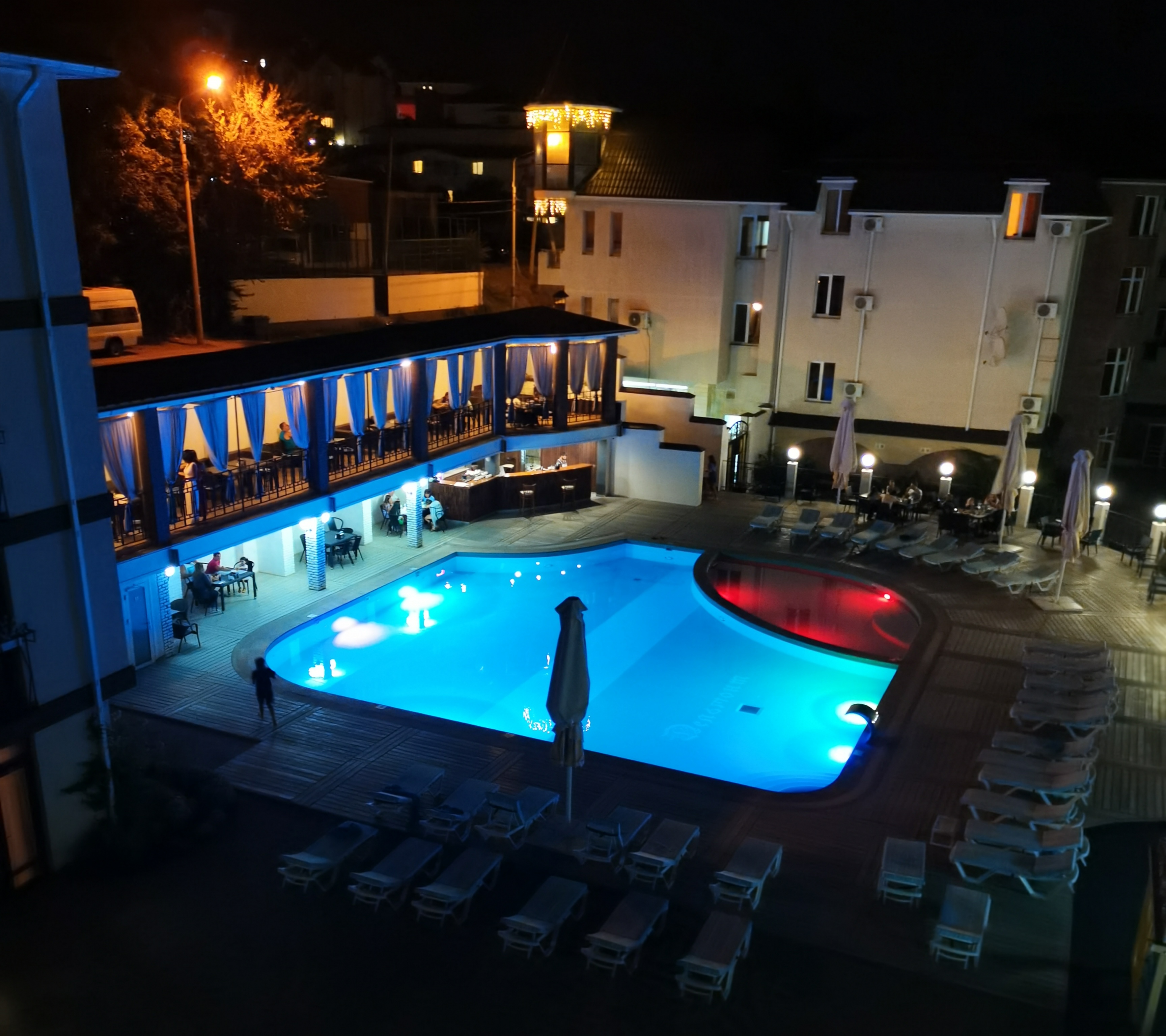 Фото Дельмонт