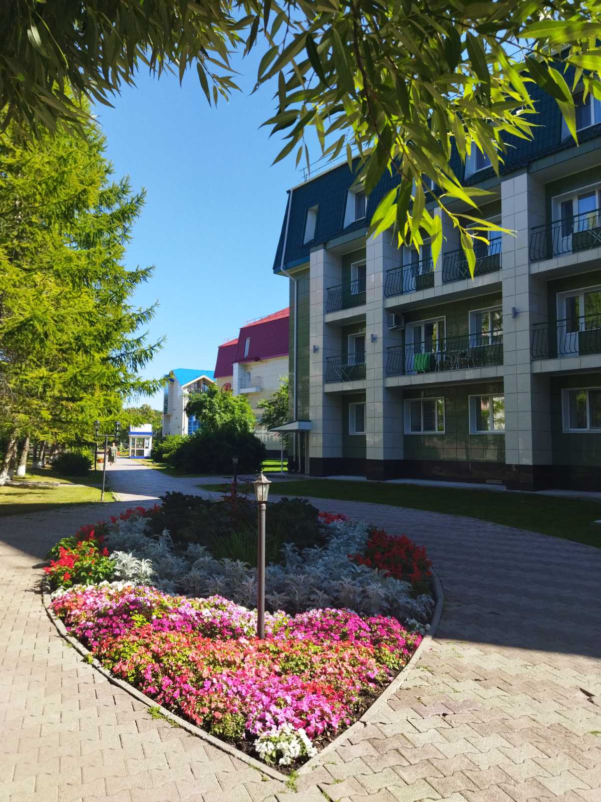 Фото отеля 1