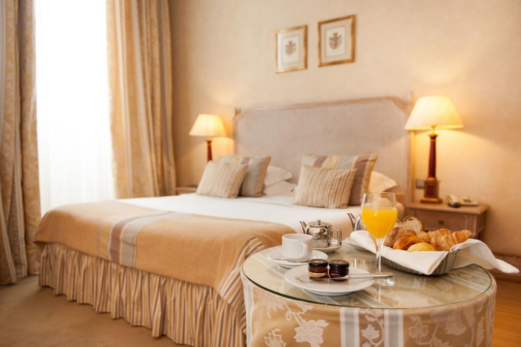 Фото Hotel Real Palacio