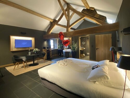 Гостиница Le Domaine des Prés Verts & SPA Vinésime