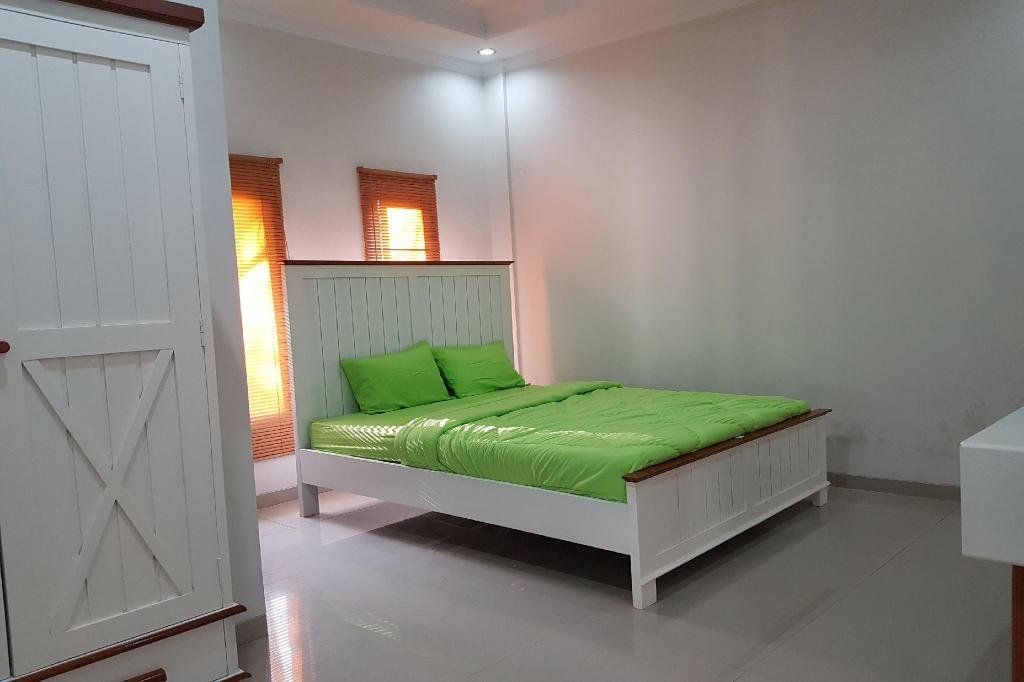 Фото Super Oyo Collection O 3280 Cendhani Raras