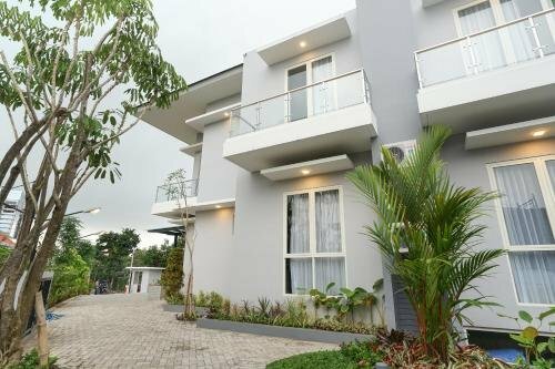 Гостиница Oyo 388 Raka Residence Syariah в Сурабае