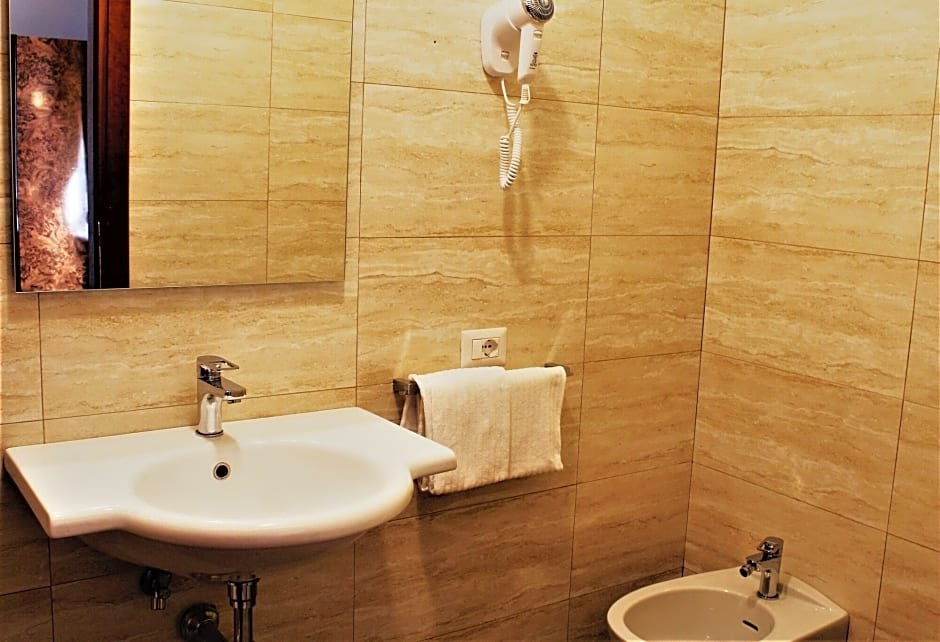 Фото Hotel Capri