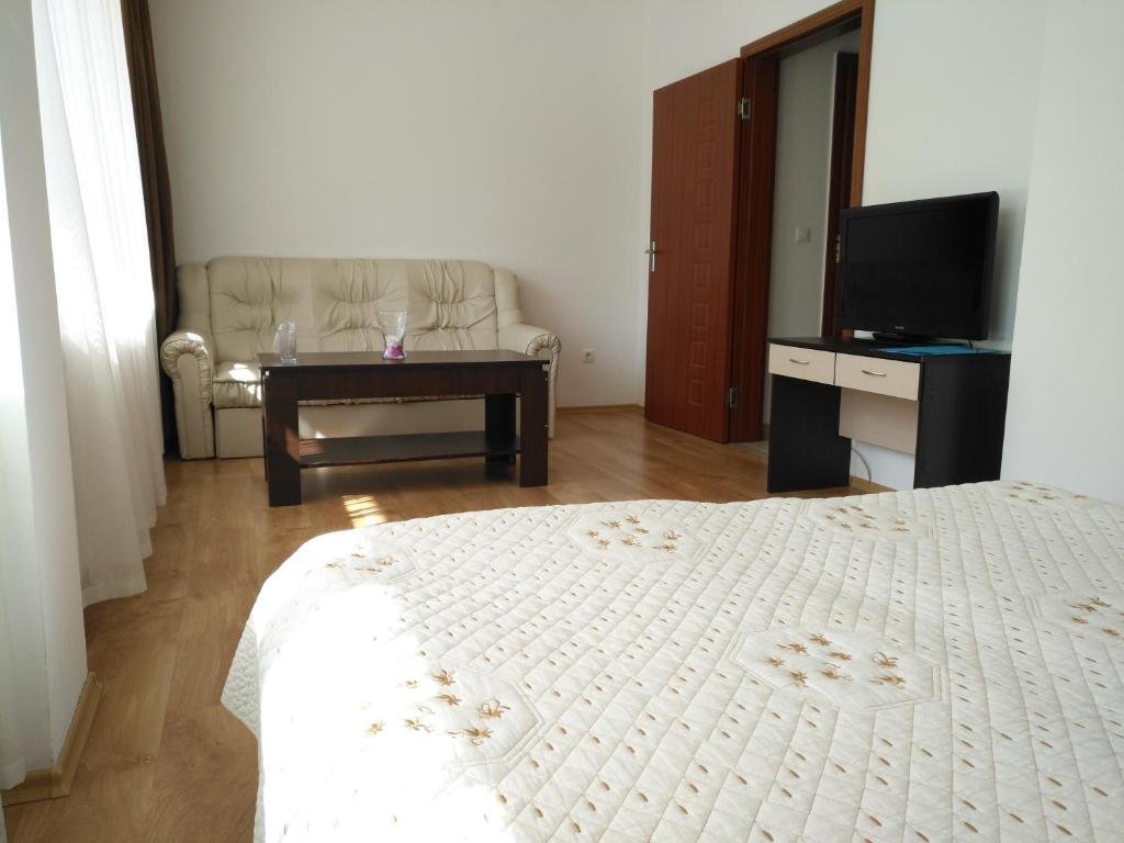 Фото Guest House Ela