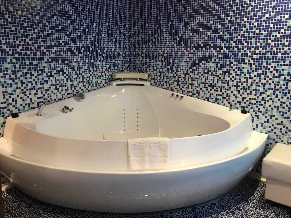 Фото Академическая