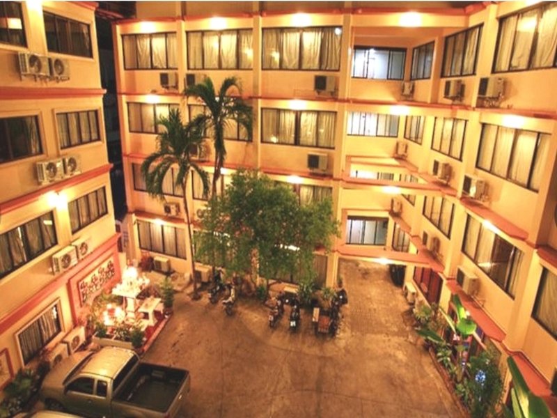 Фото отеля 3