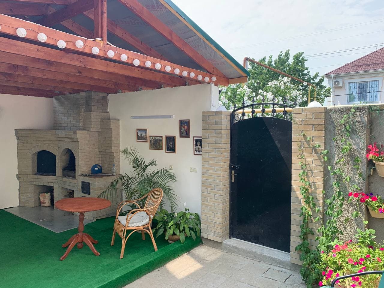 Фото Домики в саду