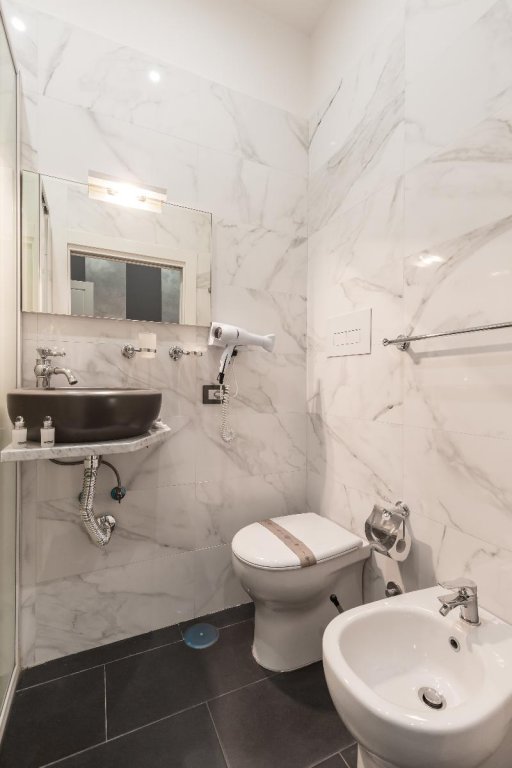 Фото Hotel Bella Napoli Suites