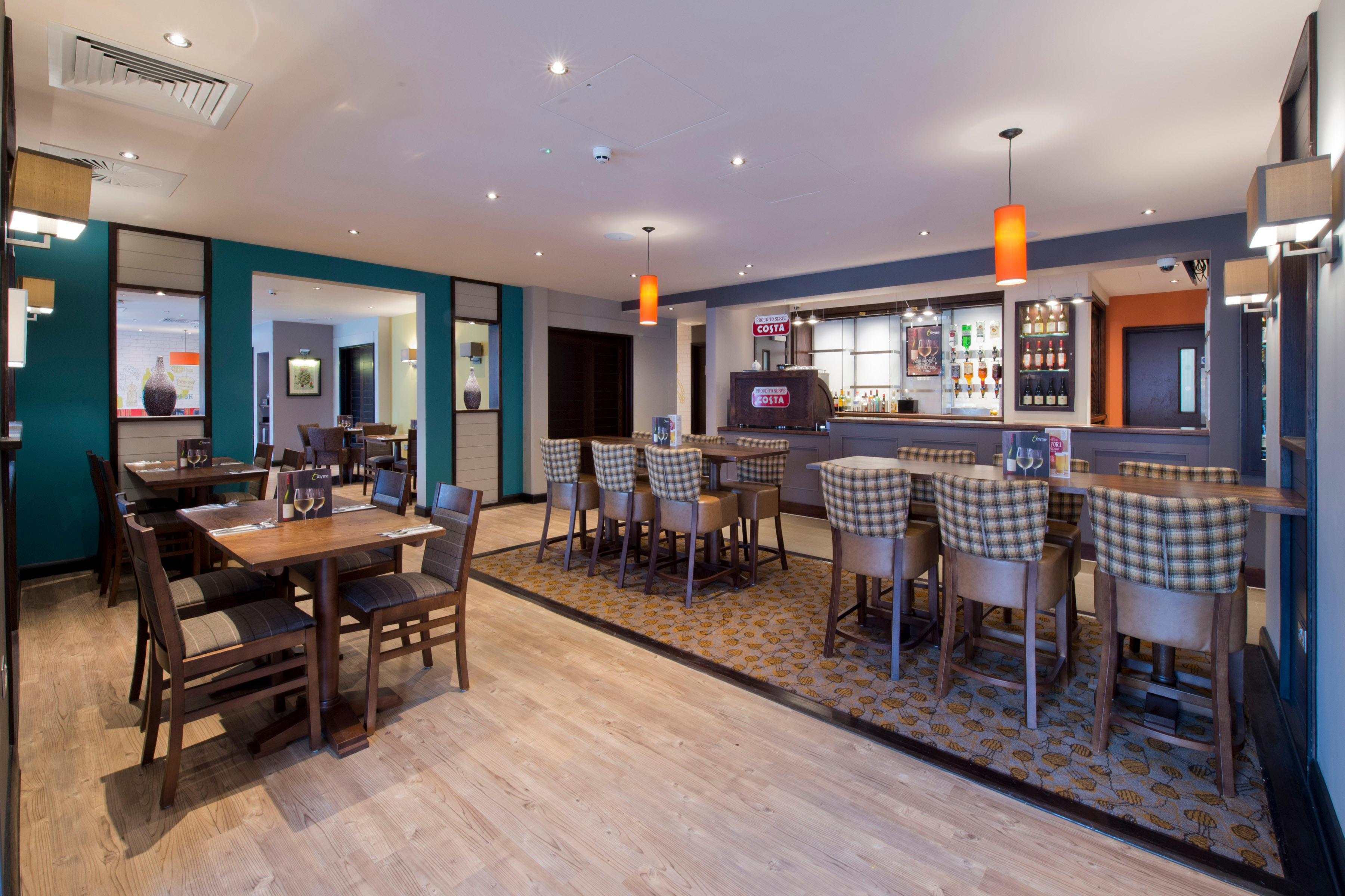 Фото Premier Inn Exeter City Centre hotel