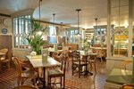 Bize (Zhukovskogo Street, 41), cafe
