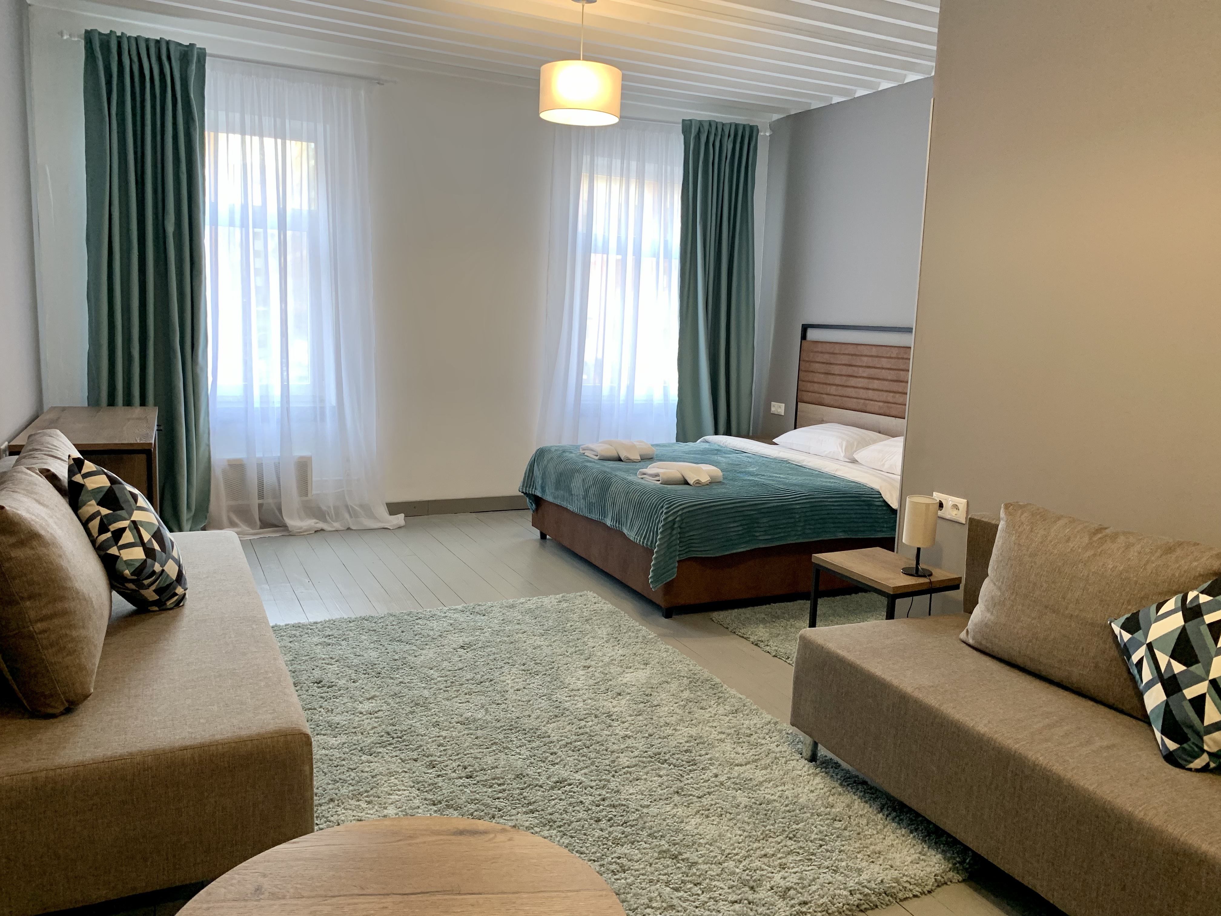 Фото отеля 2