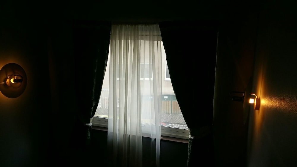 Фото Metro Hotel