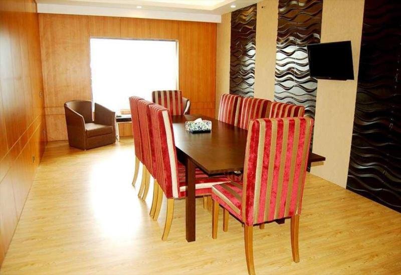 Фото Days Hotel Dhaka Baridhara