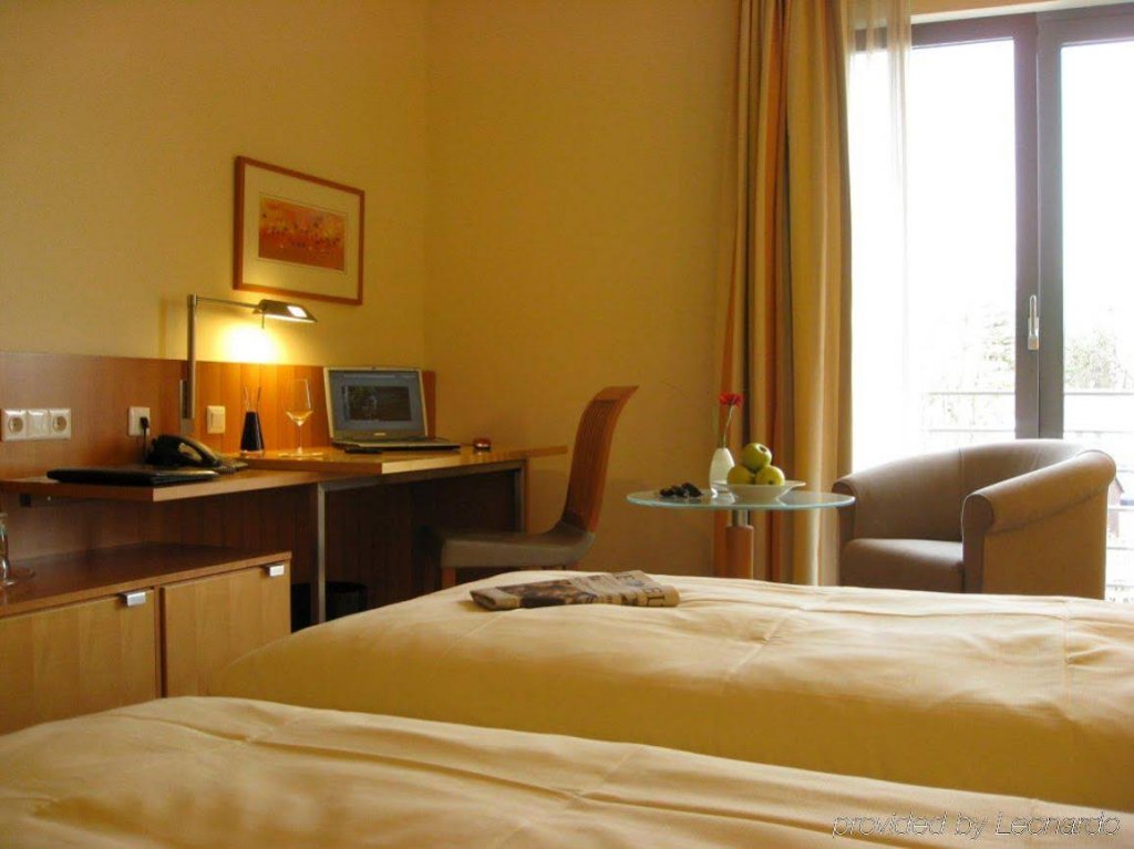 Фото Hotel Am Kloster