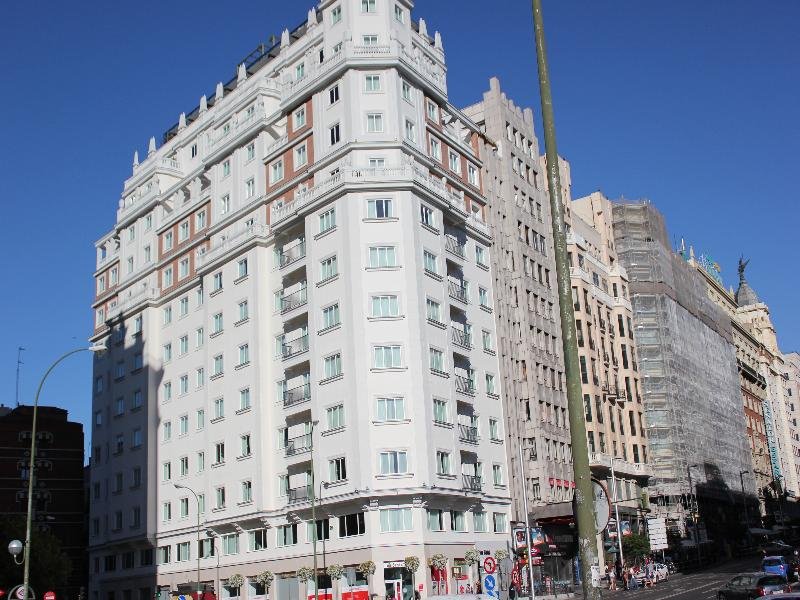 Фото Dear Hotel Madrid