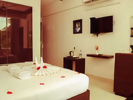 Фото Leela Backwaters Inn