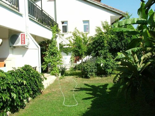 Гостиница Gultepe Apartments в Кушадасы